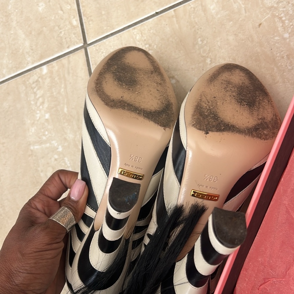 Gucci Black and White Zebra-Stripe Mary Jane Heel with Tail Detail - Picture 10 of 14